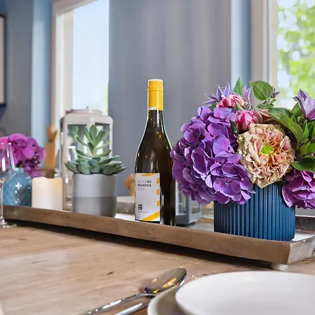 Grosse Altbau I 3 Schlafzimmer I 2 Terrassen I Zentral I 8 Personen *