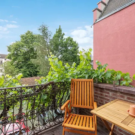 아파트 Grosse Altbau I 3 Schlafzimmer I 2 Terrassen I Zentral I 8 Personen 바트크로이즈나흐