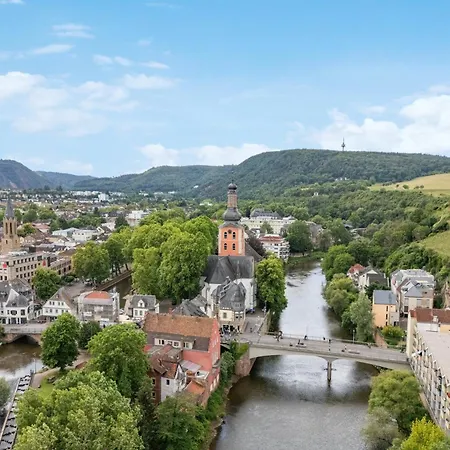 Grosse Altbau I 3 Schlafzimmer I 2 Terrassen I Zentral I 8 Personen Lejlighed *