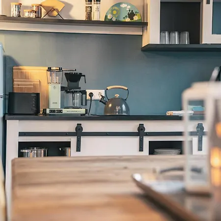 Grosse Altbau I 3 Schlafzimmer I 2 Terrassen I Zentral I 8 Personen *