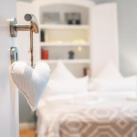 Grosse Altbau I 3 Schlafzimmer I 2 Terrassen I Zentral I 8 Personen Lejlighed