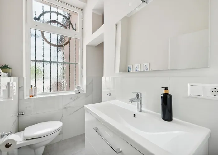 Апартаменты Grosse Altbau I 3 Schlafzimmer I 2 Terrassen I Zentral I 8 Personen Бад-Кройцнах