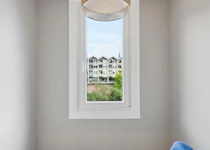 Grosse Altbau I 3 Schlafzimmer I 2 Terrassen I Zentral I 8 Personen