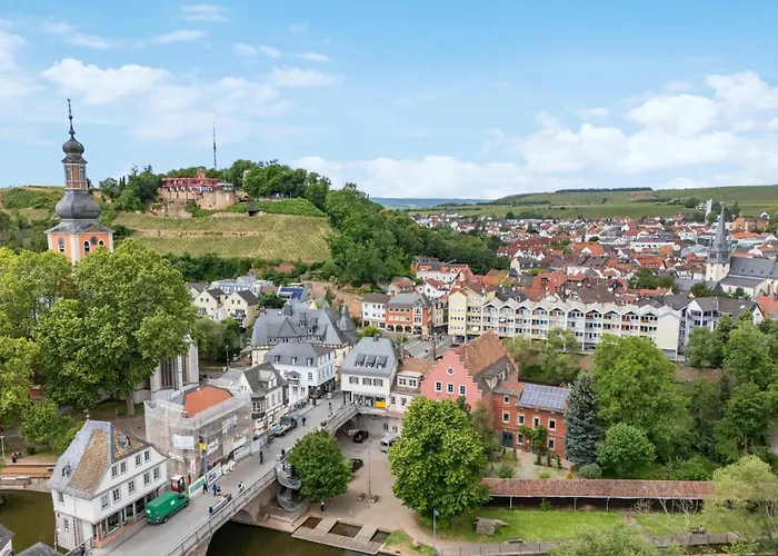 公寓 Grosse Altbau I 3 Schlafzimmer I 2 Terrassen I Zentral I 8 Personen 巴特克罗伊茨纳赫